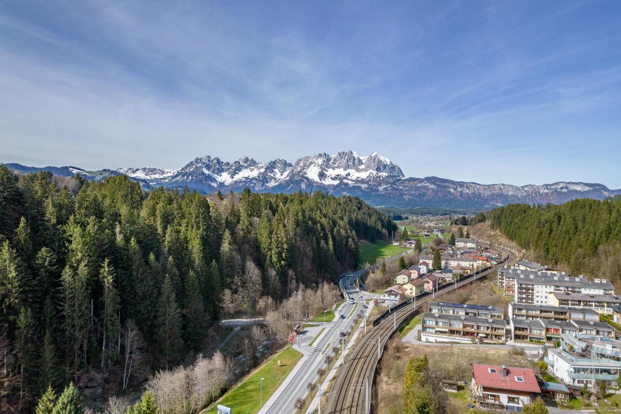 Na-Home Kitzbuehel Streif Екстер'єр фото